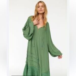 NWT retail $98 size XS FREE PEOPLE “Ocean Side” Elegant Green Maxi Dress